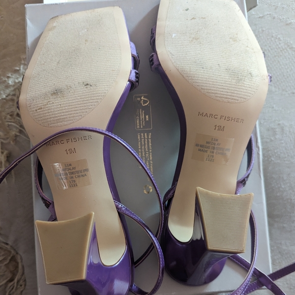 Marc Fisher skinny strappy heels - Picture 2 of 7